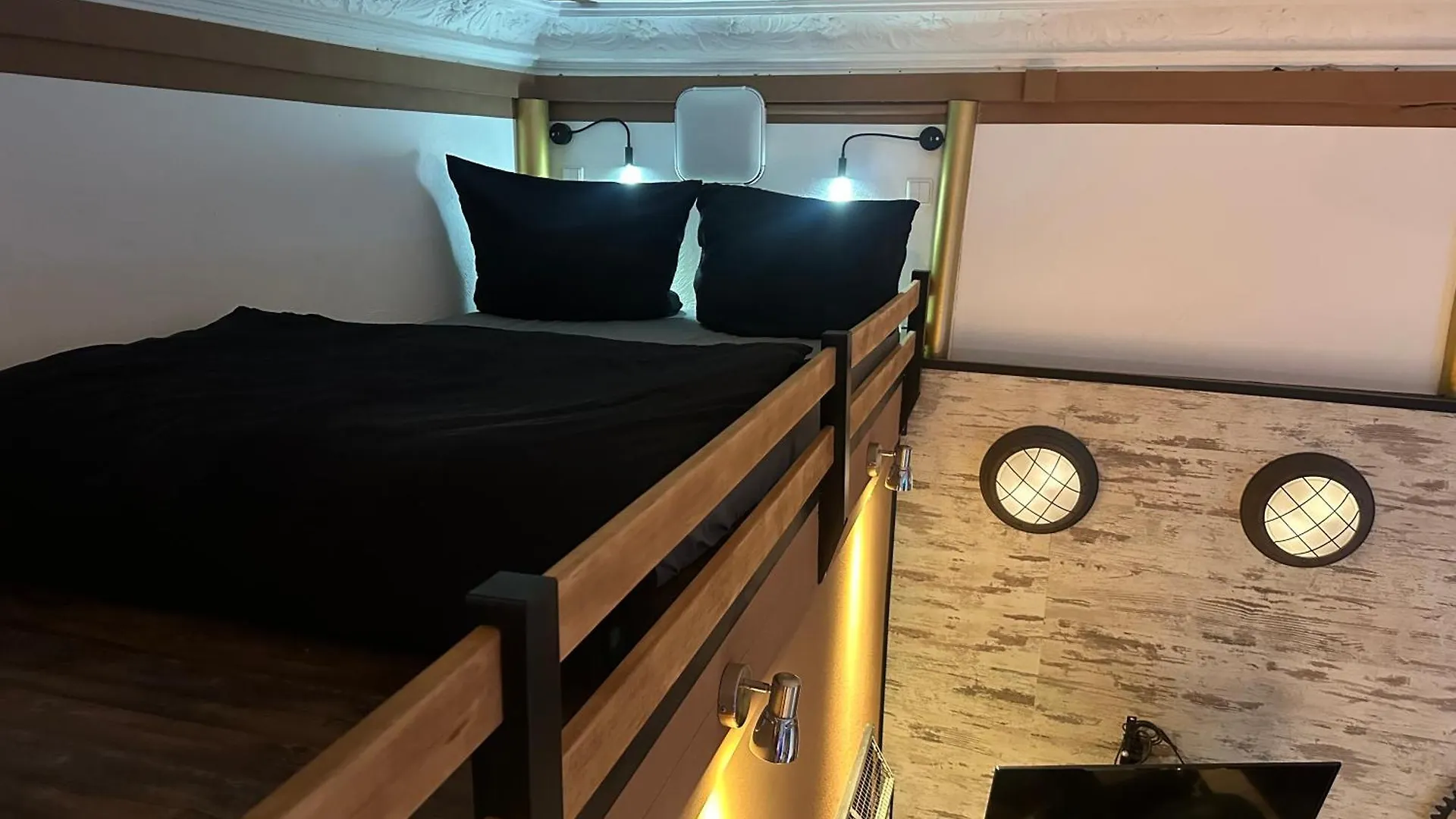 Einzigartige Ferienwohnung Bunt Wie Berlin